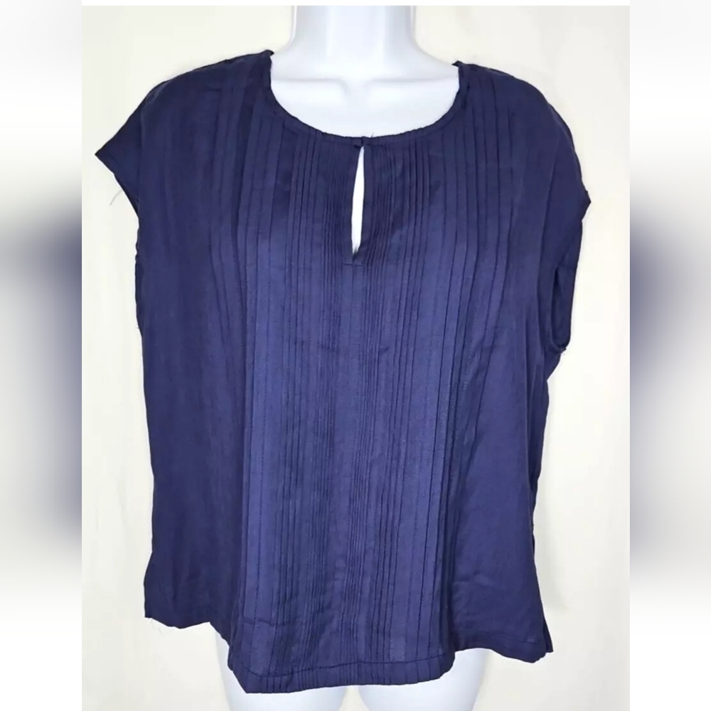NWT MODERN WORKS PLEATED BLOUSE